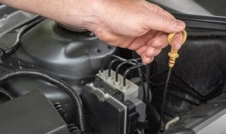 夏天用什么机油 夏天用什么机油