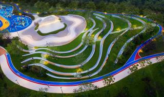 青岛海浪瞬间被冻住 青岛海浪瞬间被冻住