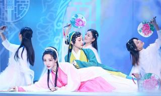 青蛇与白蛇舞蹈 青蛇与白蛇舞蹈